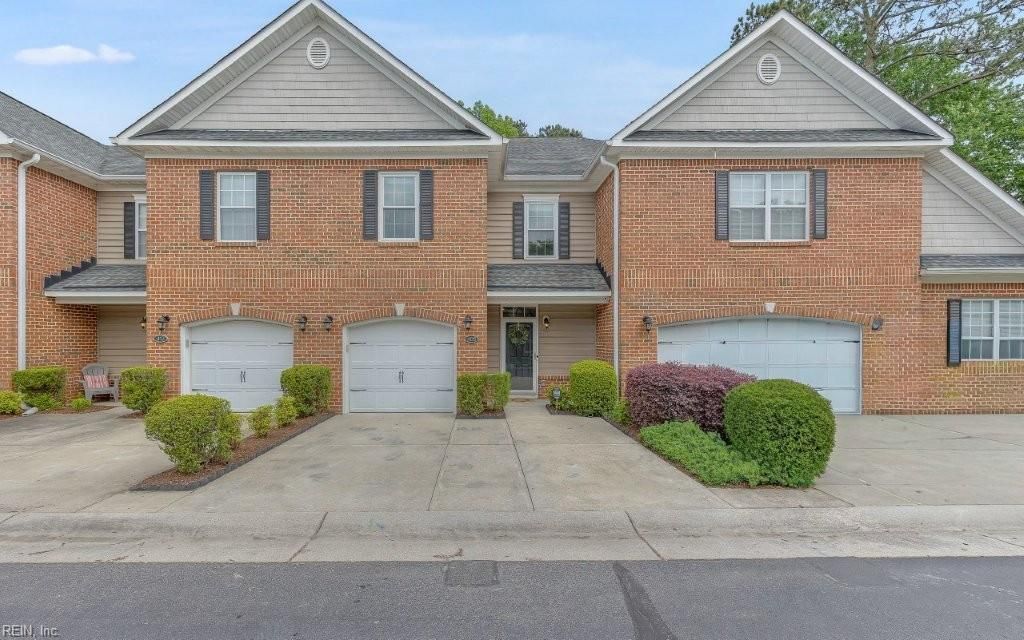 Photo of 408 Fieldstone Glen Way, Virginia Beach, VA 23454 (MLS # 10632545)