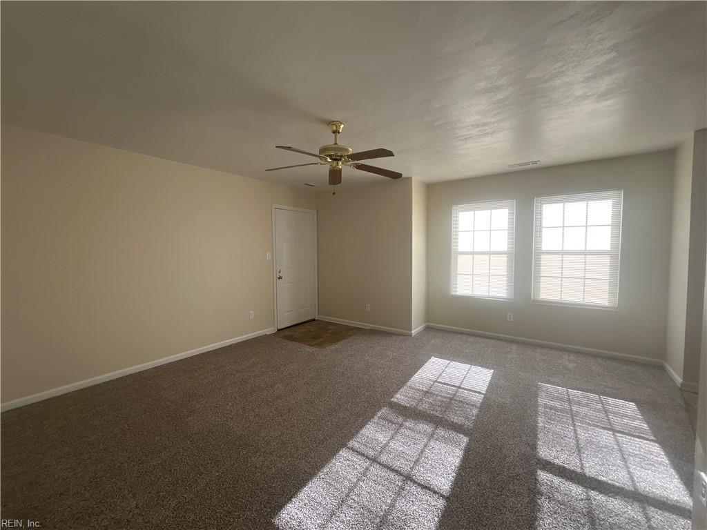 Photo of 925 W Little Creek Road #8, Norfolk, VA 23505 (MLS # 10659378)