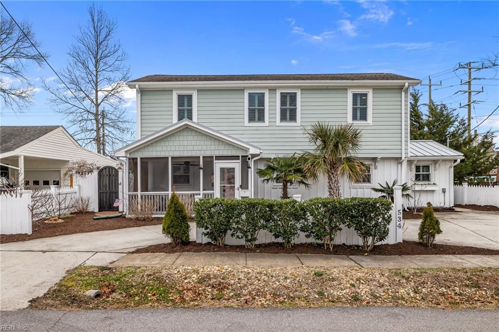 Photo of 534 Pinewood Drive, Virginia Beach, VA 23451 (MLS # 10623339)