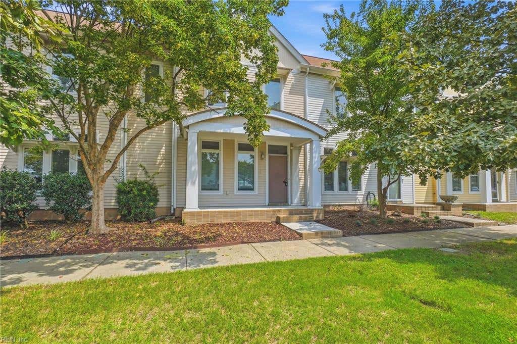 Photo of 1218 W 26th Street, Norfolk, VA 23508 (MLS # 10649425)