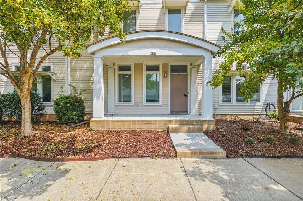 Photo of 1218 W 26th Street, Norfolk, VA 23508 (MLS # 10649425)