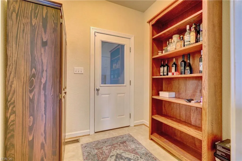 Norfolk, Virginia 23503, United States, 4 Bedrooms Bedrooms, ,3 BathroomsBathrooms,Residential,Pending,105511