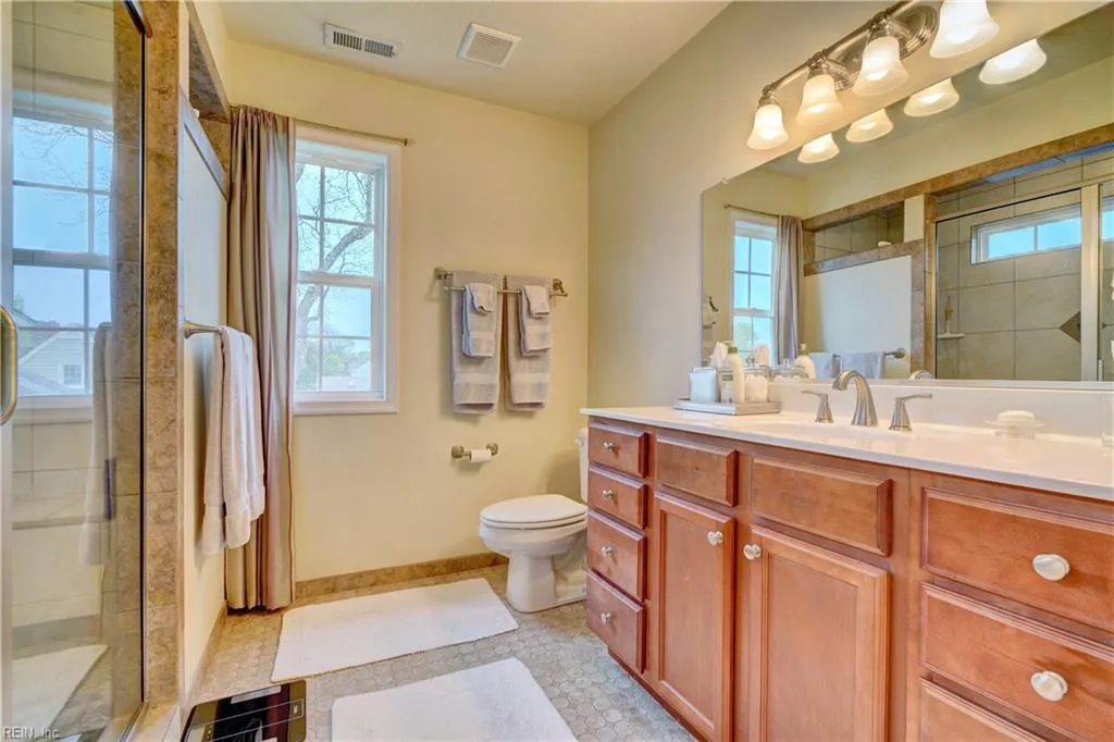 Norfolk, Virginia 23503, United States, 4 Bedrooms Bedrooms, ,3 BathroomsBathrooms,Residential,Pending,105511