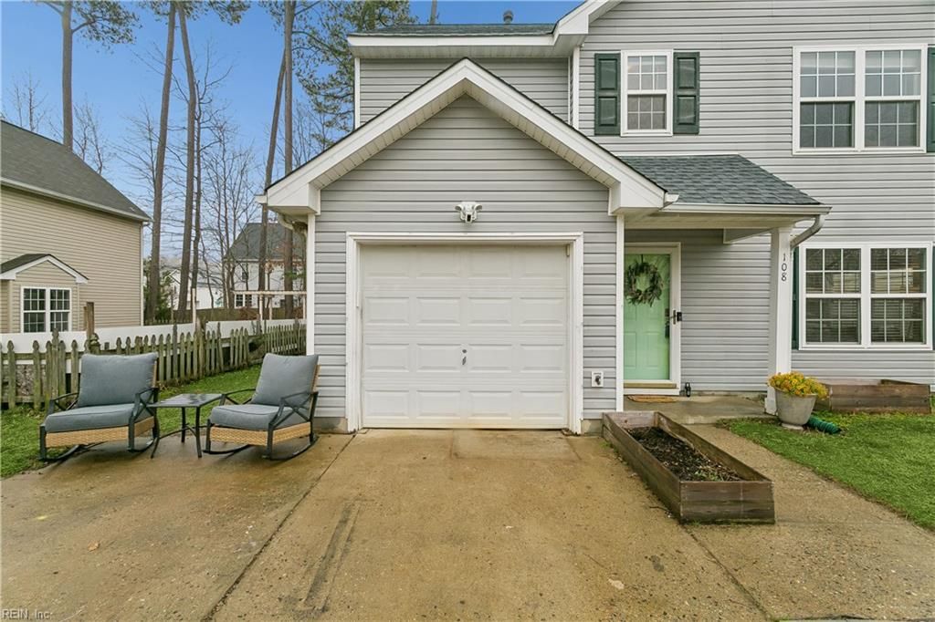 Photo of 108 Chardonnay Road, Williamsburg, VA 23185 (MLS # 10620918)