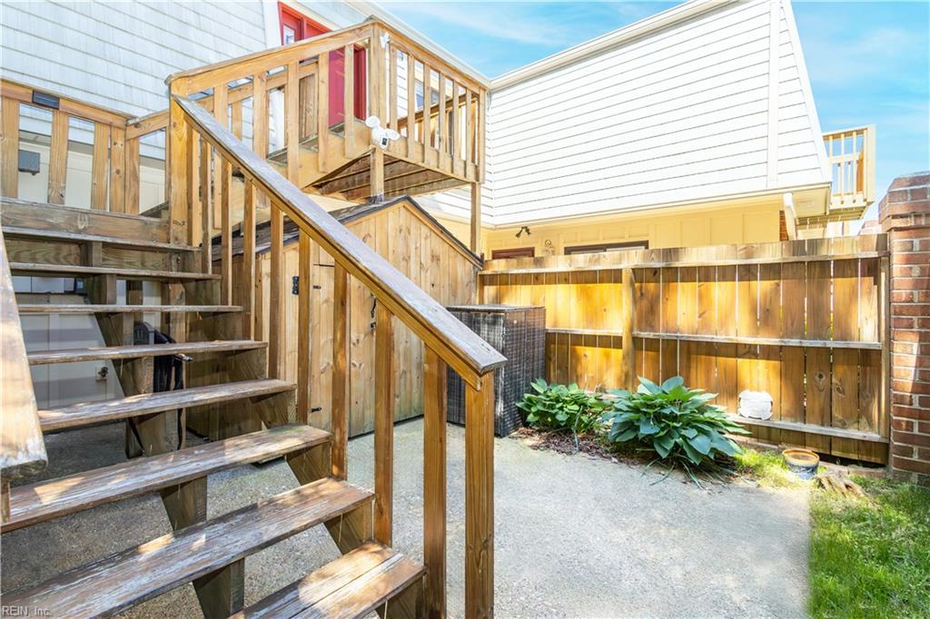 1103 Black Duck CT