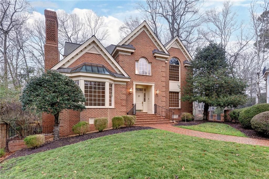 Photo of 6 Wildwood Lane, Williamsburg, VA 23185 (MLS # 10621535)