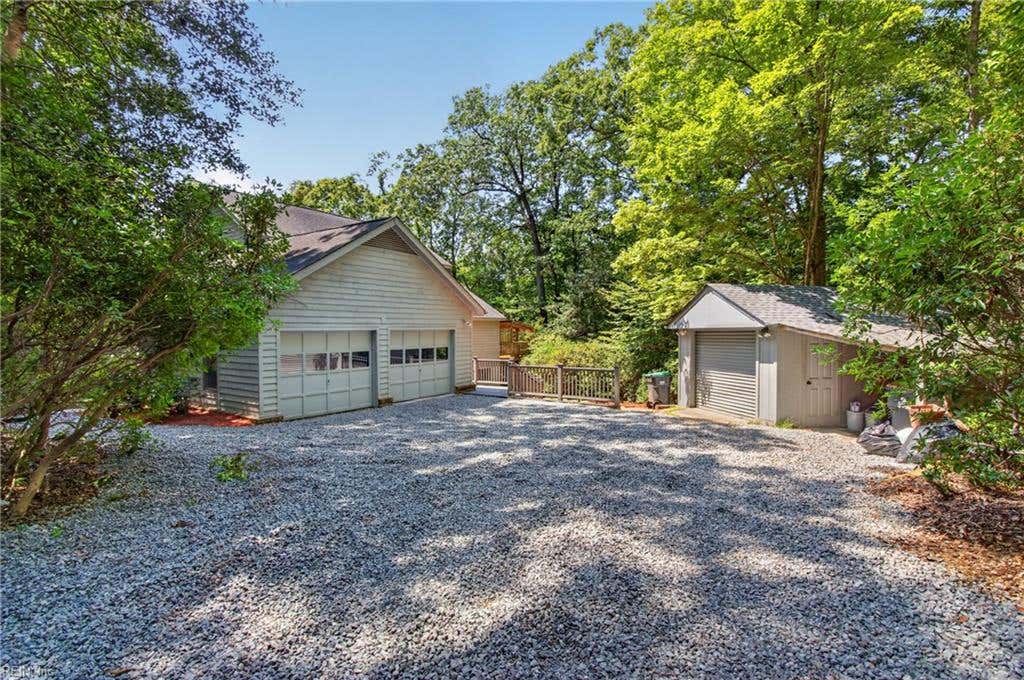 Photo of 109 Barlows Run, Williamsburg, VA 23188 (MLS # 10649142)