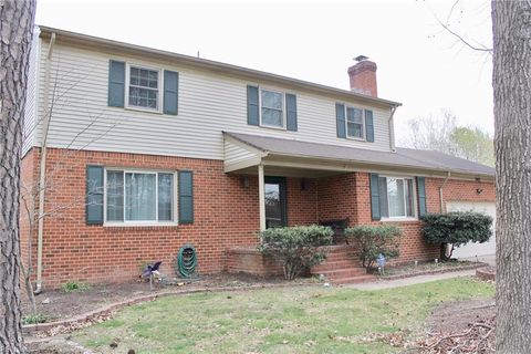 Photo of 5412 Dalrymple Street, Virginia Beach, VA 23464 (MLS # 10636966)