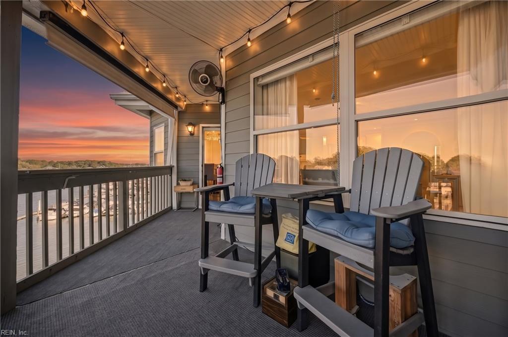Photo of 1044 Porte Harbour Arch #403, Hampton, VA 23664 (MLS # 10657602)