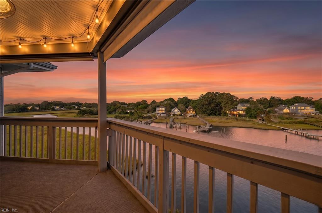 Photo of 1044 Porte Harbour Arch #403, Hampton, VA 23664 (MLS # 10657602)