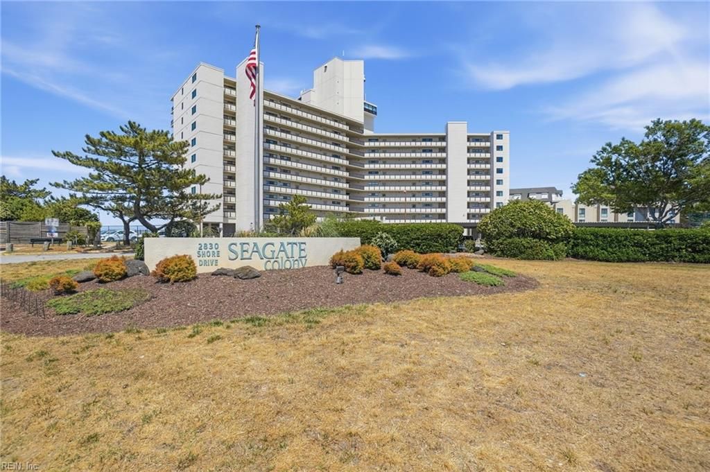 Photo of 2830 Shore Drive #303, Virginia Beach, VA 23451 (MLS # 10633902)