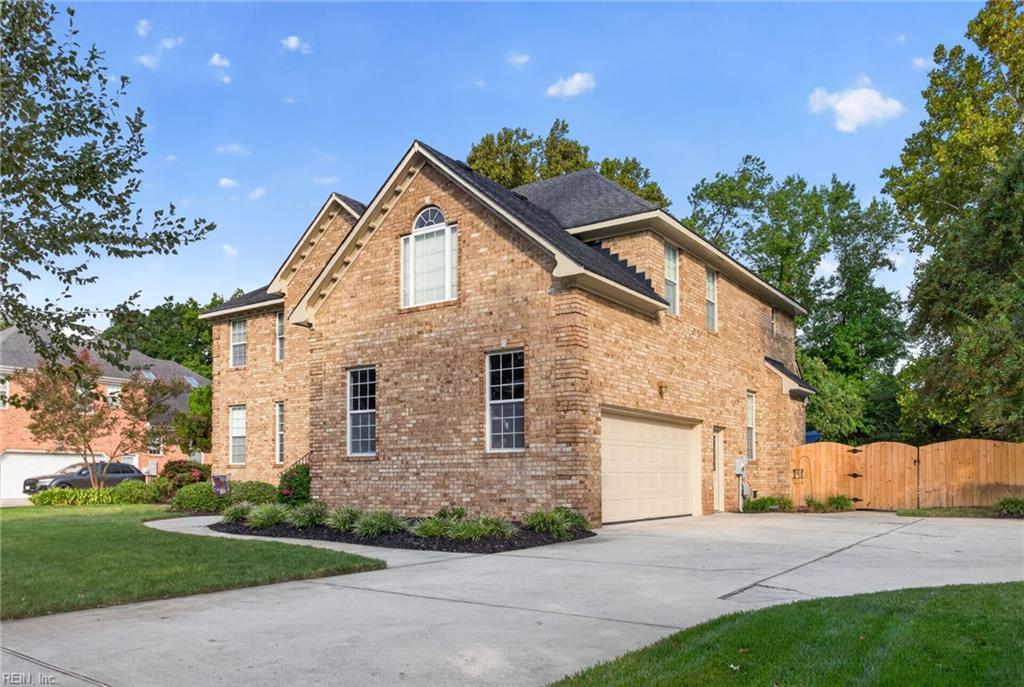 Photo of 1732 Live Oak Trail, Virginia Beach, VA 23456 (MLS # 10655104)