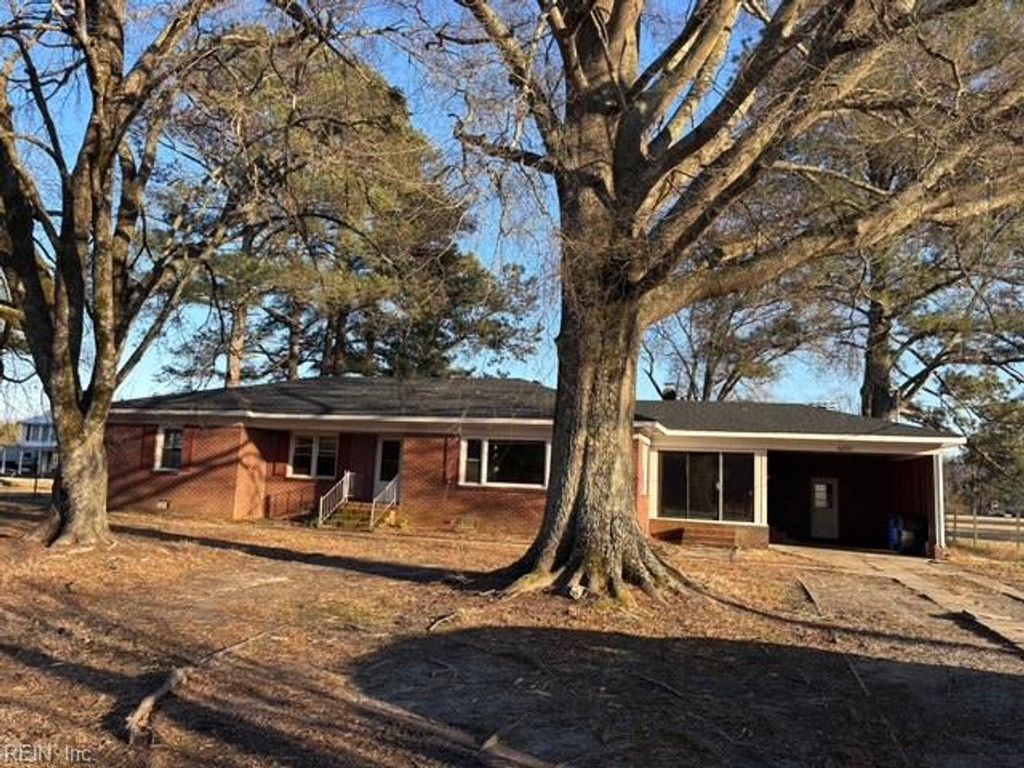 Photo of 6200 Whaleyville Boulevard, Suffolk, VA 23438 (MLS # 10619820)