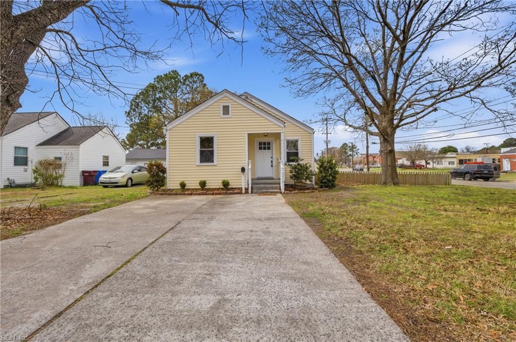 Photo of 4000 Hamilton Street, Chesapeake, VA 23324 (MLS # 10625311)