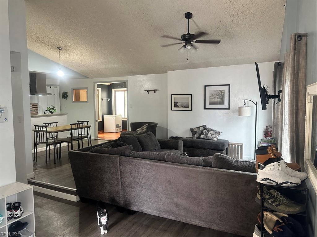 3533 Daisy CRES