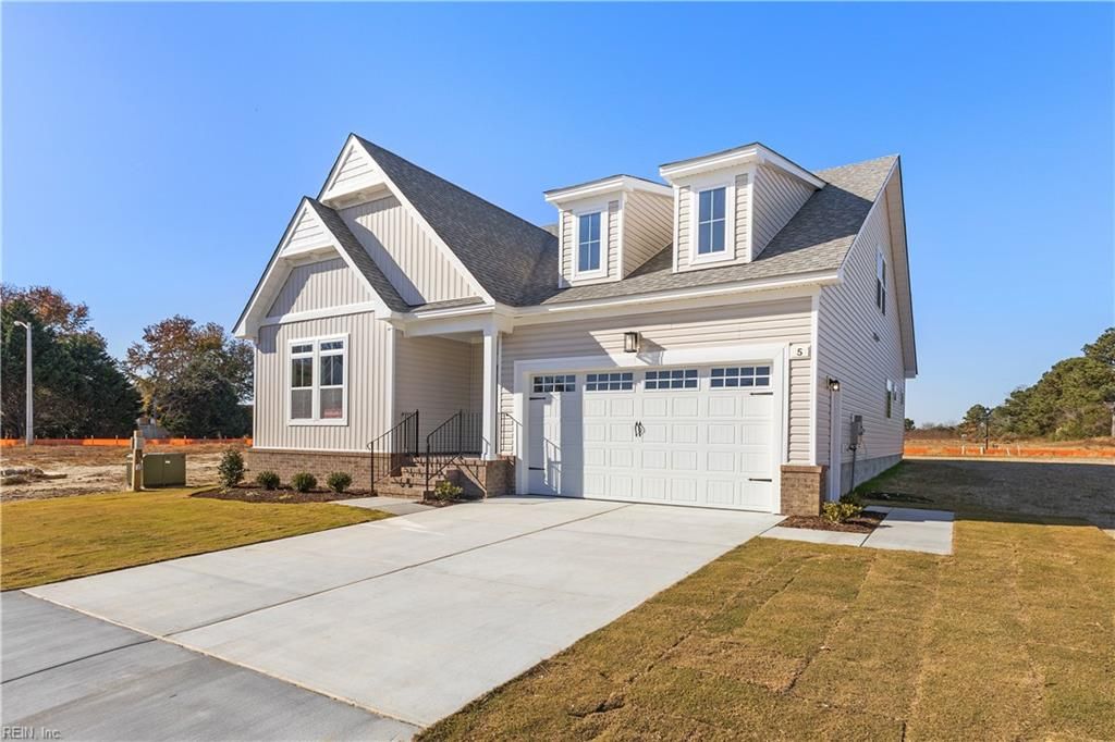 Photo of 12 Mulligan Lane, Suffolk, VA 23434 (MLS # 10629648)