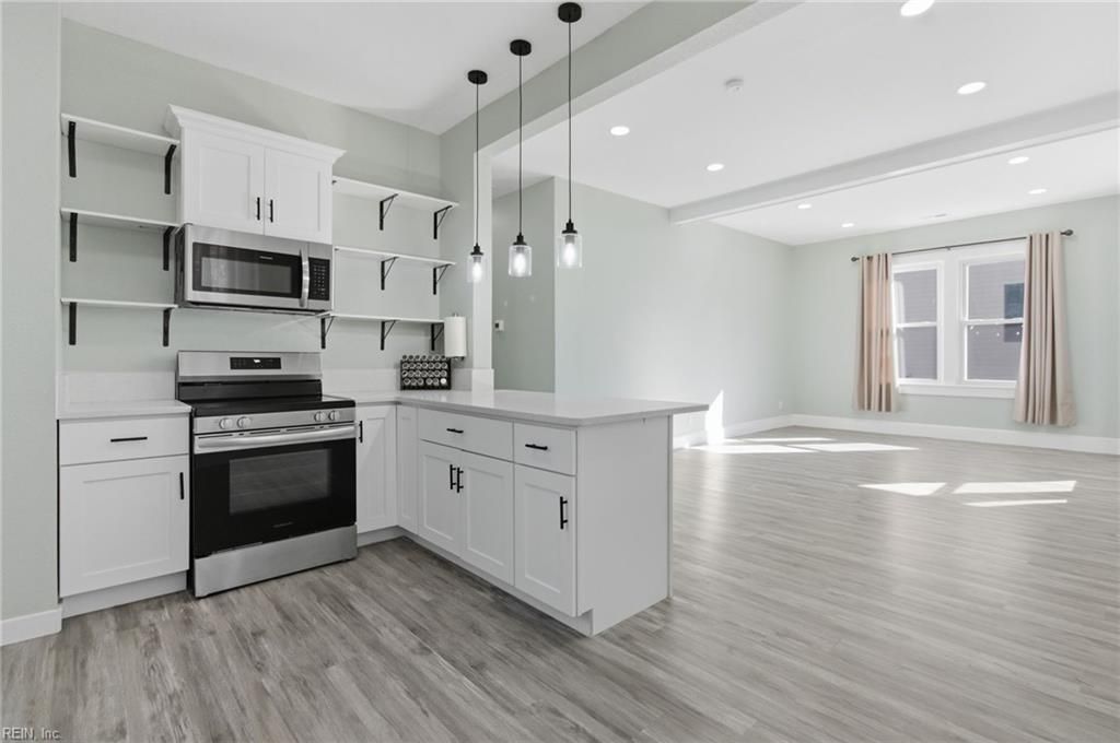 Photo of 62 Buxton Avenue, Newport News, VA 23607 (MLS # 10627021)