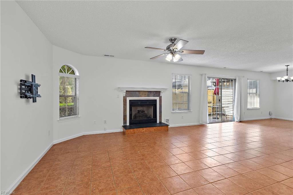 Photo of 4829 Shallowford Circle, Virginia Beach, VA 23462 (MLS # 10654371)