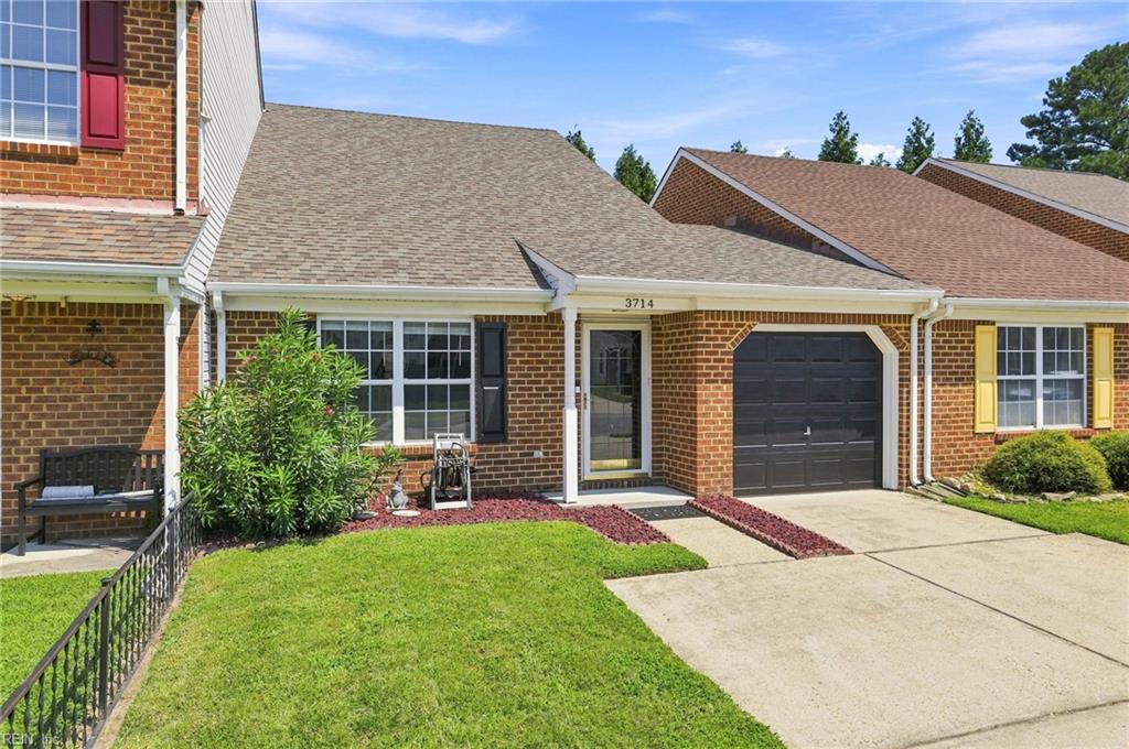 Photo of 3714 Whitechapel Arch, Chesapeake, VA 23321 (MLS # 10651749)