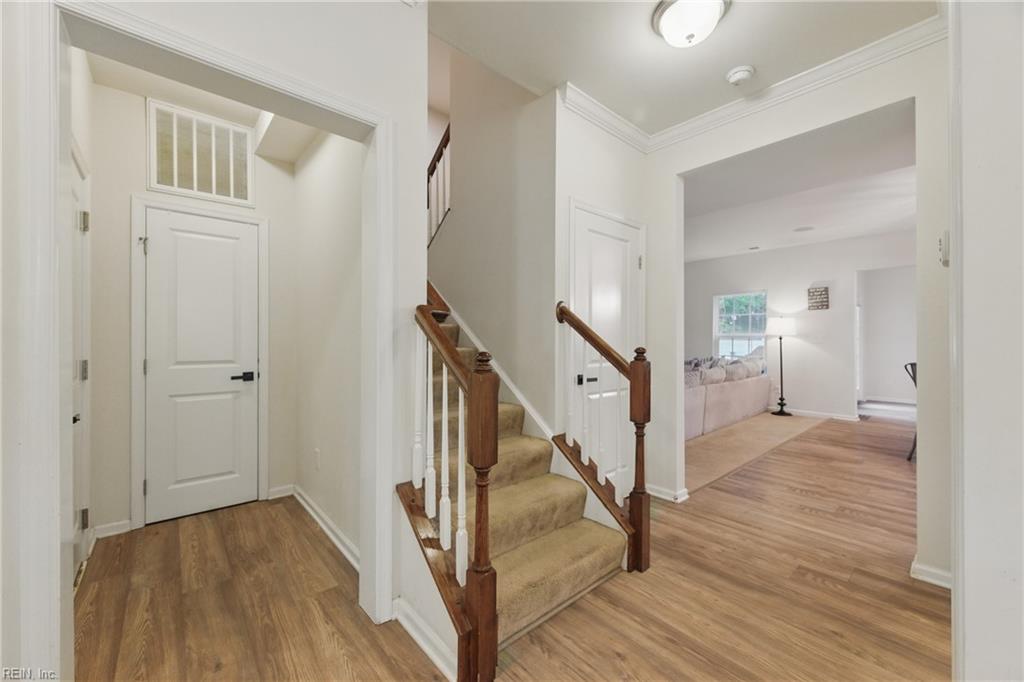 587 Newman DR