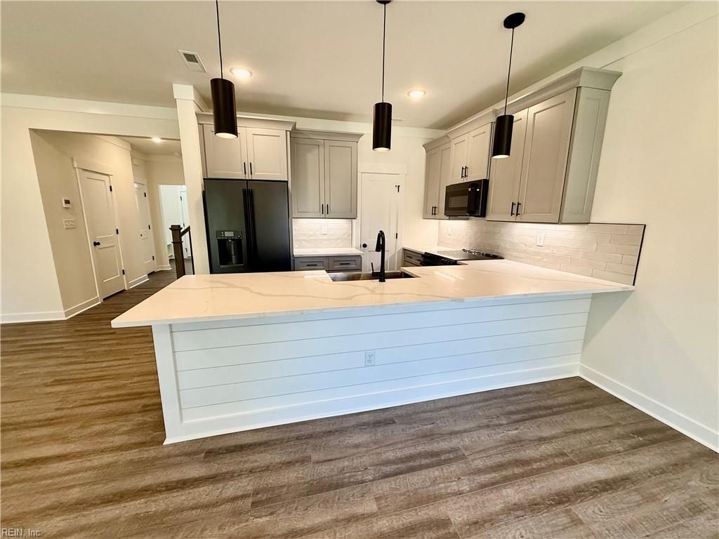 Photo of 719 Flatrock Lane, Chesapeake, VA 23320 (MLS # 10615492)