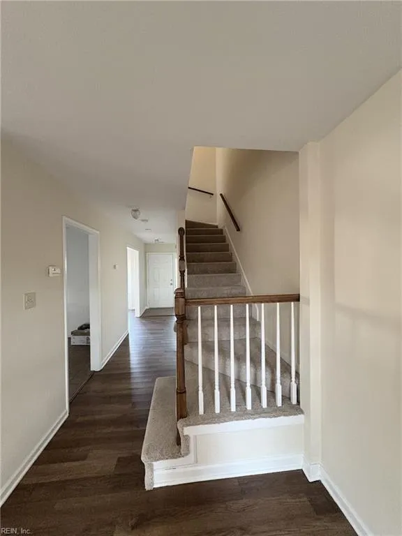 Virginia Beach, Virginia 23462, United States, 3 Bedrooms Bedrooms, ,3 BathroomsBathrooms,Residential,Active,233207