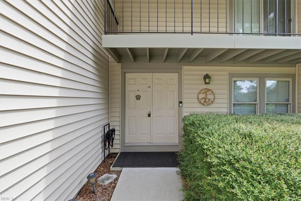 Photo of 5204 Shorebreeze Court, Virginia Beach, VA 23464 (MLS # 10643330)