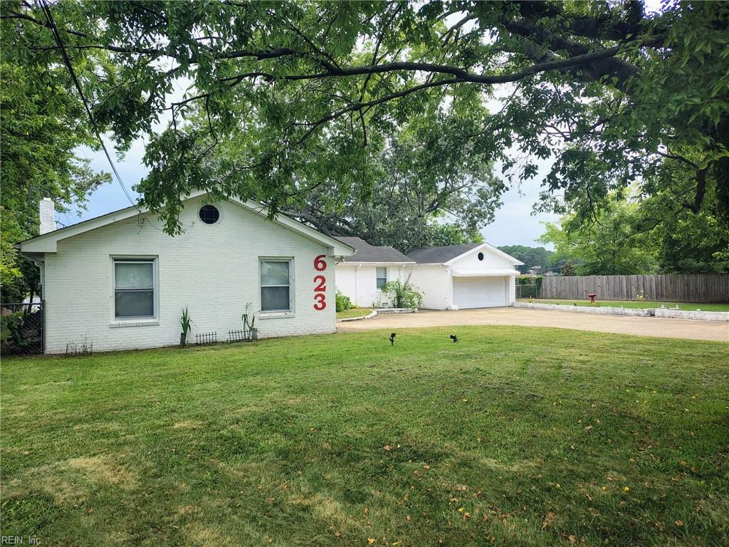 Photo of 623 Roland Drive, Norfolk, VA 23509 (MLS # 10644139)