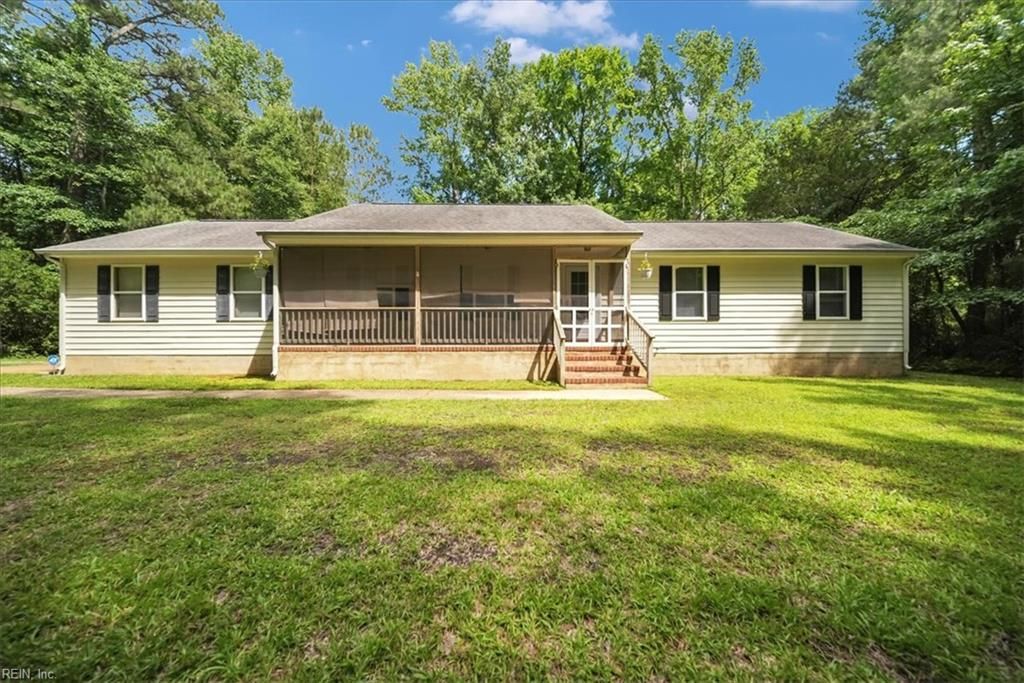 Photo of 8996 Guinea Road, Hayes, VA 23072 (MLS # 10641224)