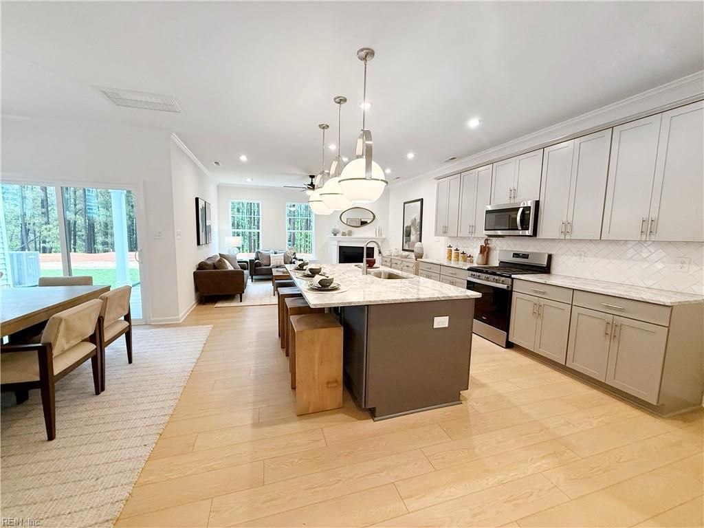 Photo of 1525 Waltham Lane, Newport News, VA 23608 (MLS # 10643015)
