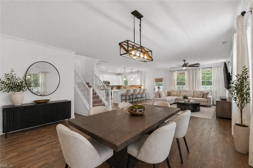 Photo of 517 Middleton Way, Chesapeake, VA 23322 (MLS # 10631781)