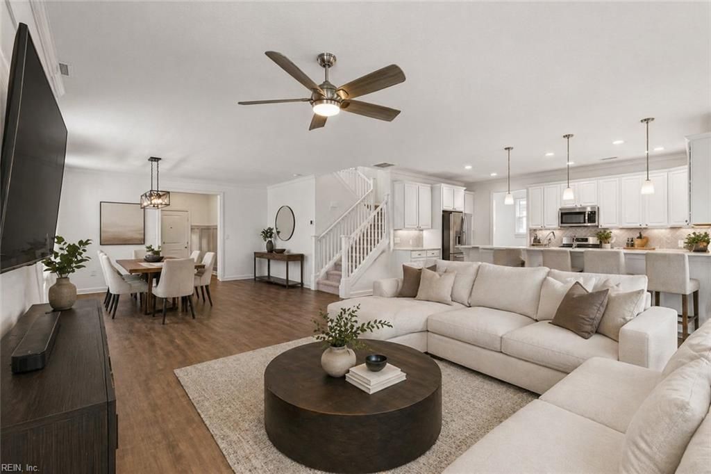 Photo of 517 Middleton Way, Chesapeake, VA 23322 (MLS # 10631781)