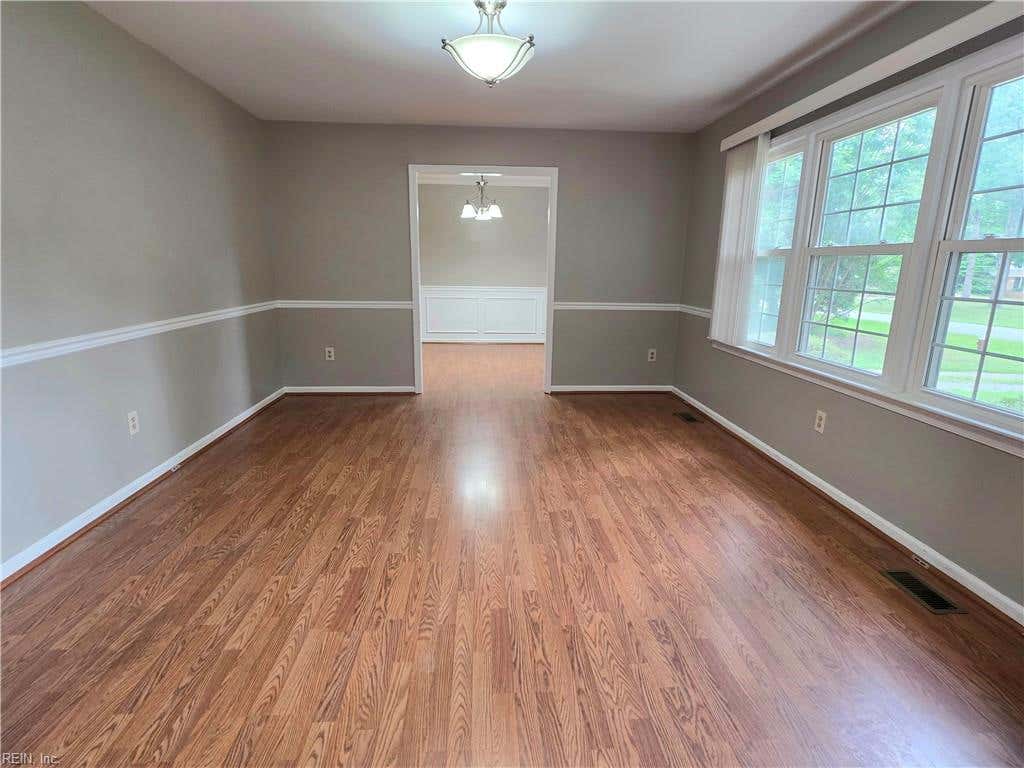 Photo of 409 Rosewood Lane, Yorktown, VA 23692 (MLS # 10645251)