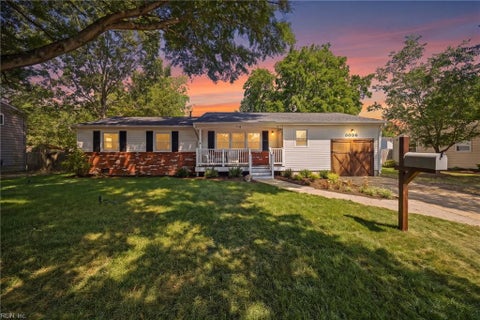Photo of 3036 Coach House Lane, Virginia Beach, VA 23452 (MLS # 10651905)
