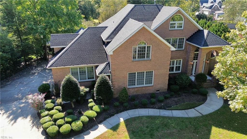 Photo of 2701 Spigel Drive, Virginia Beach, VA 23454 (MLS # 10607555)