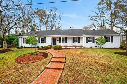 Photo of 2721 Sandy Valley Road, Virginia Beach, VA 23452 (MLS # 10623405)