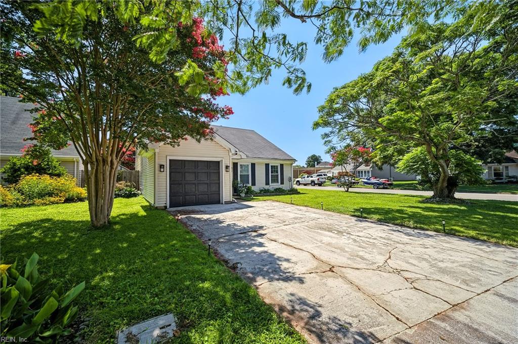 Photo of 2509 Hunters Run Trail, Virginia Beach, VA 23456 (MLS # 10646947)