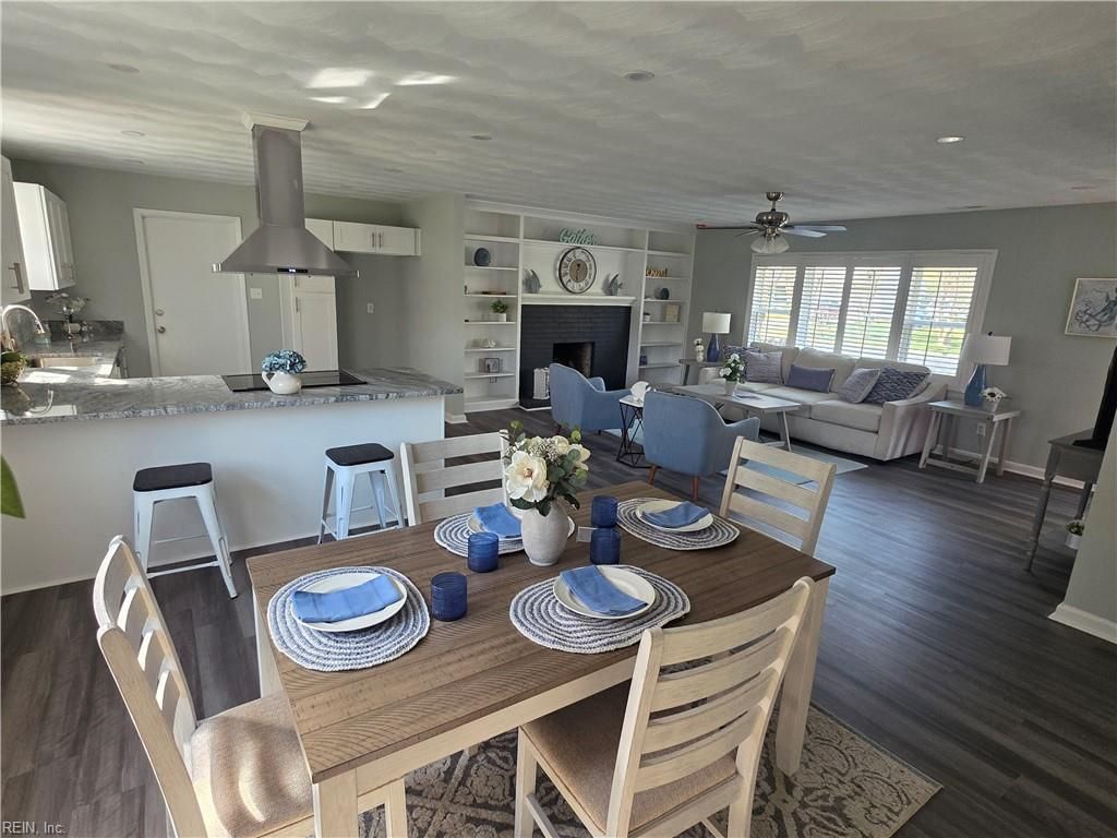 Photo of 4613 Hinsdale Street, Virginia Beach, VA 23462 (MLS # 10627002)