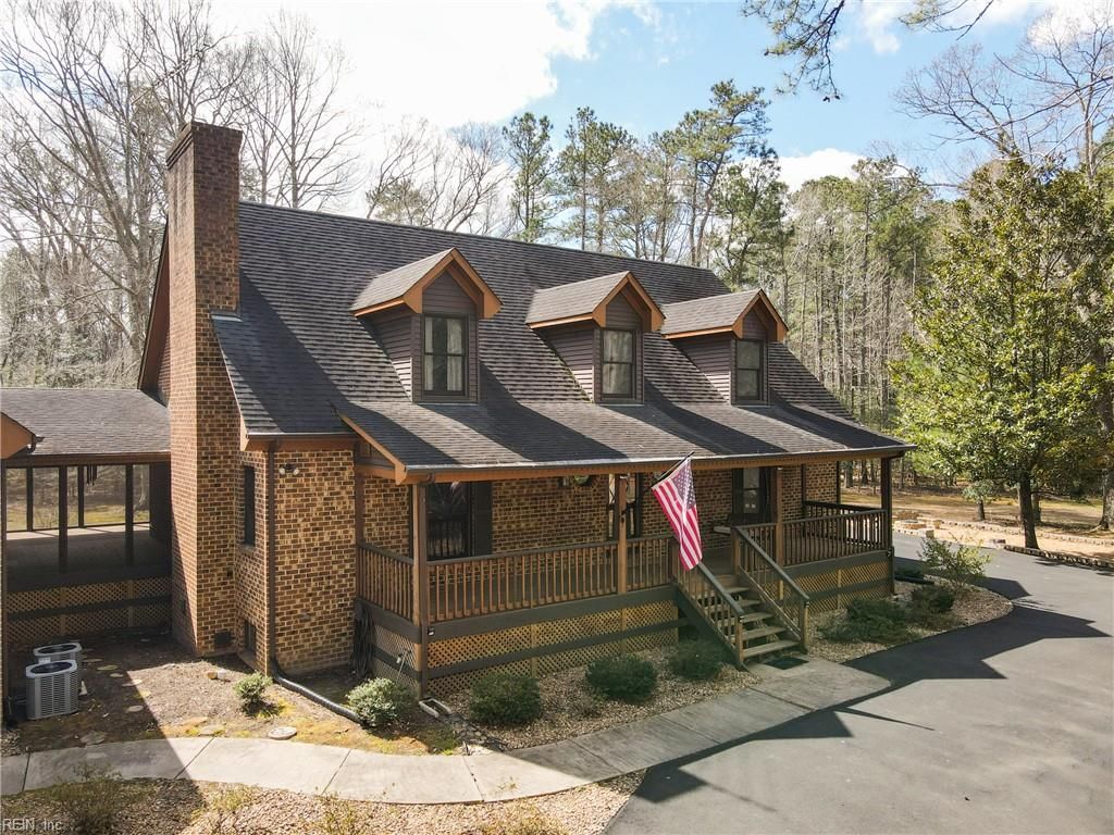 Photo of 4698 Hill Trail, Gloucester, VA 23061 (MLS # 10625704)