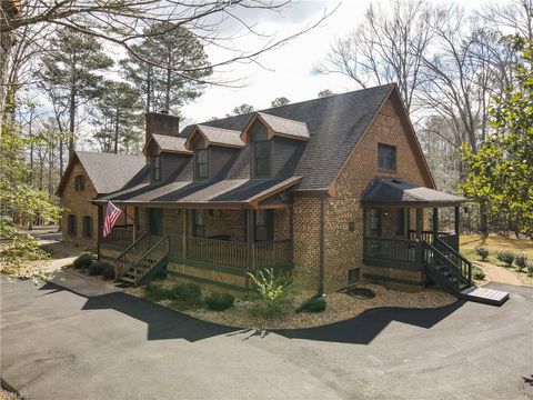 Photo of 4698 Hill Trail, Gloucester, VA 23061 (MLS # 10625704)