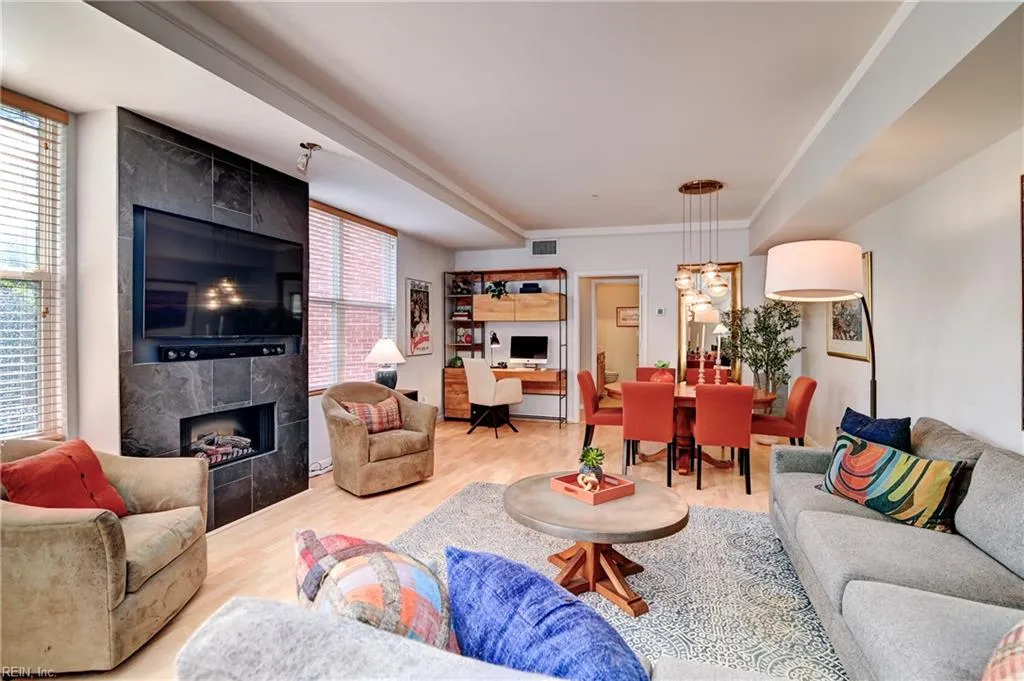 Norfolk, Virginia 23510, United States, 2 Bedrooms Bedrooms, ,2 BathroomsBathrooms,Residential,Active,225790