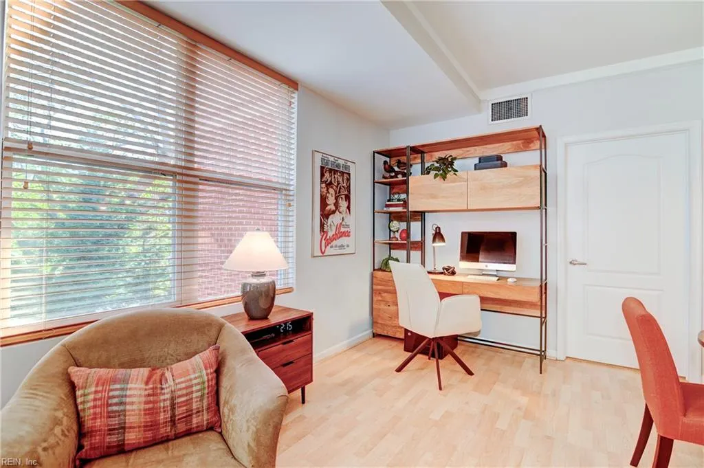 Norfolk, Virginia 23510, United States, 2 Bedrooms Bedrooms, ,2 BathroomsBathrooms,Residential,Active,225790