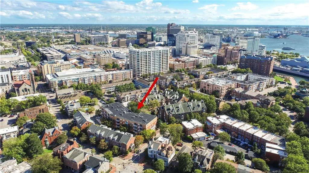 Norfolk, Virginia 23510, United States, 2 Bedrooms Bedrooms, ,2 BathroomsBathrooms,Residential,Active,225790