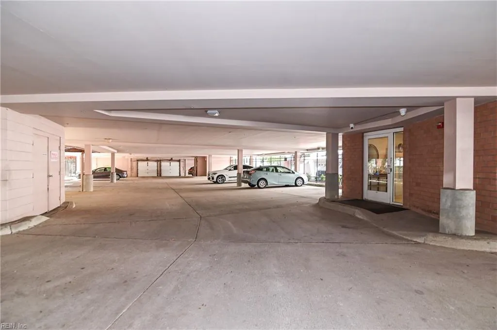 Norfolk, Virginia 23510, United States, 2 Bedrooms Bedrooms, ,2 BathroomsBathrooms,Residential,Active,225790