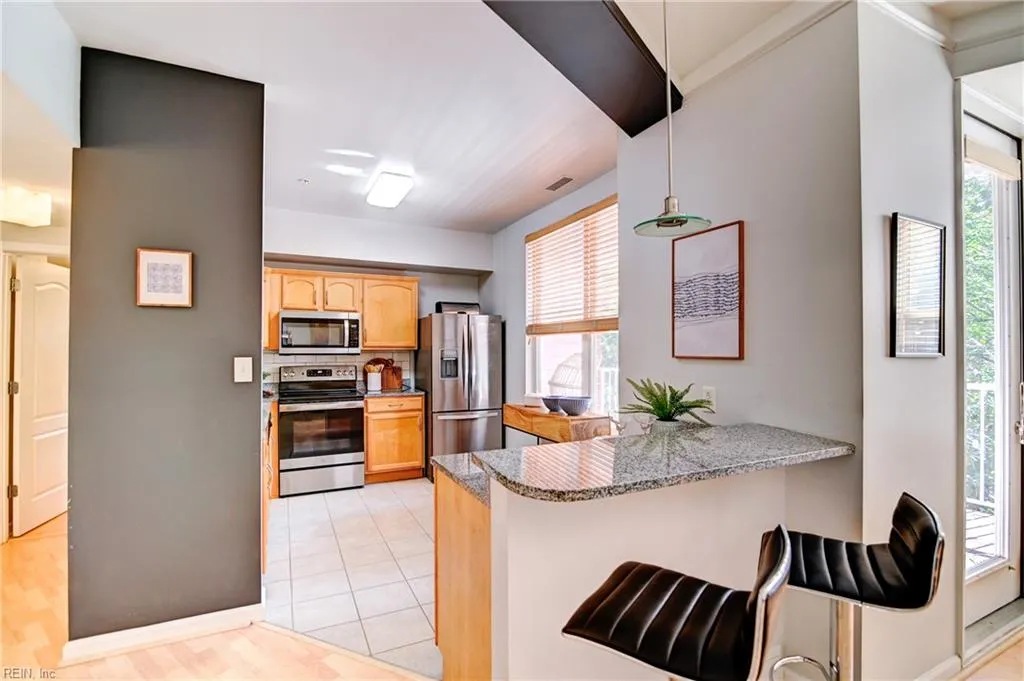 Norfolk, Virginia 23510, United States, 2 Bedrooms Bedrooms, ,2 BathroomsBathrooms,Residential,Active,225790