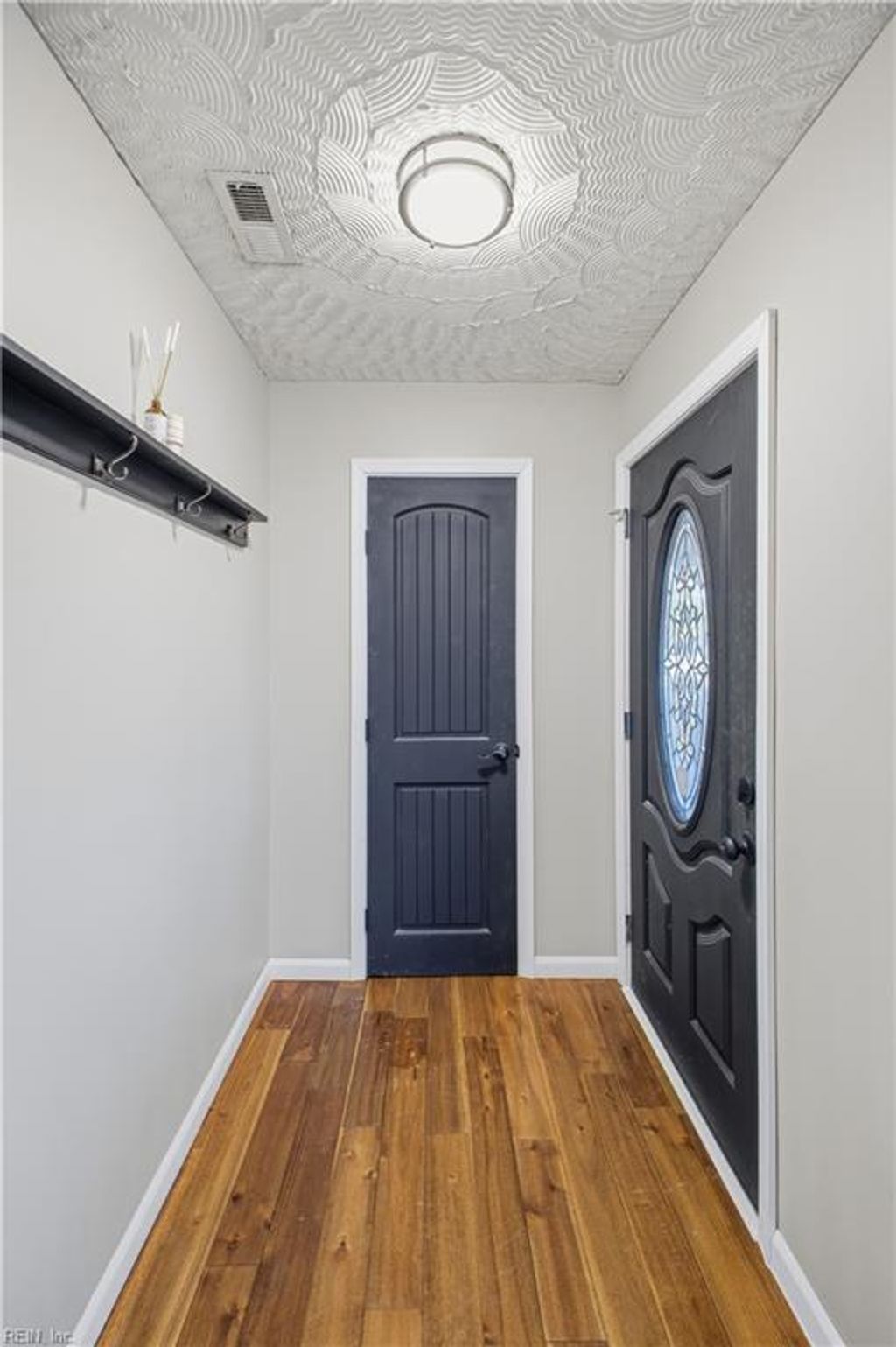 Photo of 625 S Military Highway, Virginia Beach, VA 23464 (MLS # 10614832)