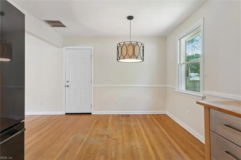 Newport News, Virginia 23606, United States, 3 Bedrooms Bedrooms, ,2 BathroomsBathrooms,Residential,Active,179314