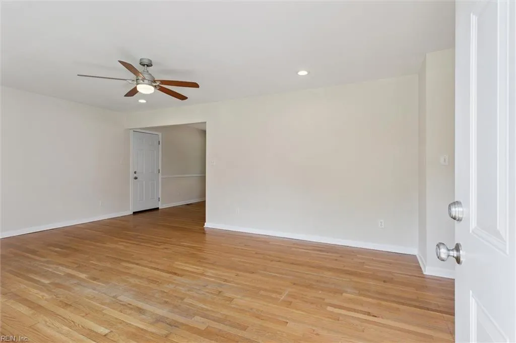 Newport News, Virginia 23606, United States, 3 Bedrooms Bedrooms, ,2 BathroomsBathrooms,Residential,Active,179314