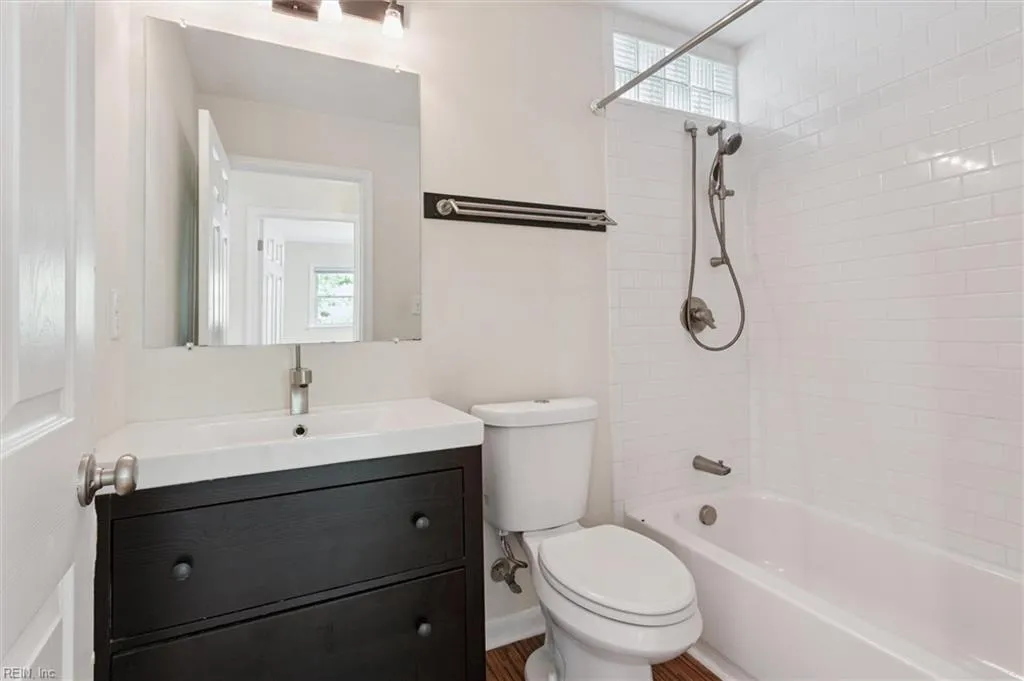 Newport News, Virginia 23606, United States, 3 Bedrooms Bedrooms, ,2 BathroomsBathrooms,Residential,Active,179314