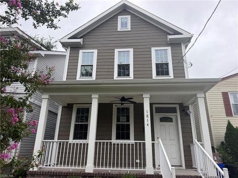 Photo of 1814 Bracey Street, Norfolk, VA 23504 (MLS # 10655396)